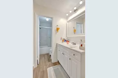 1752 SW 19 Avenue, Deerfield Beach, FL 33442 - Photo 27