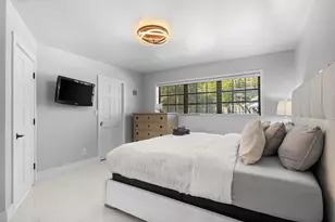 5613 Madison St, Hollywood, FL 33023 - Photo 13