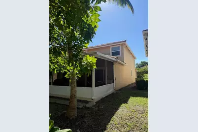 10351 NW 7th St, Coral Springs, FL 33071 - Photo 35