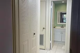 9400 Sunrise Lakes Blvd, Sunrise, FL 33322 - Photo 9