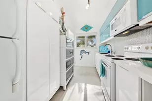 425 Bayshore Dr Unit, Fort Lauderdale, FL 33304 - Photo 11