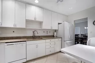 4250 Galt Ocean Dr, Fort Lauderdale, FL 33308 - Photo 17