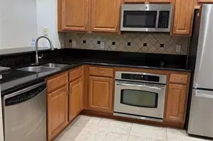 16102 Emerald Estates Dr Unit, Weston, FL 33331 - Photo 11