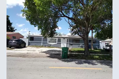 1011 NW 195th St, Miami Gardens, FL 33169 - Photo 3