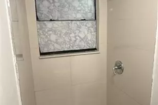 1011 NW 195th St, Miami Gardens, FL 33169 - Photo 29