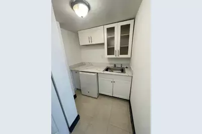 8030 NW 36th Pl, Miami, FL 33147 - Photo 25