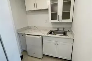 8030 NW 36th Pl, Miami, FL 33147 - Photo 25