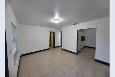 8030 NW 36th Pl, Miami, FL 33147 - Photo 5