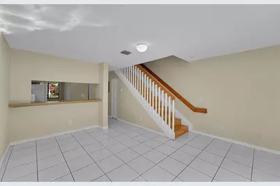 9088 NW 40th St, Coral Springs, FL 33065 - Photo 11