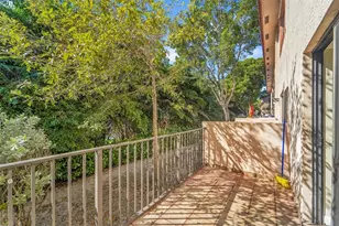 9088 NW 40th St, Coral Springs, FL 33065 - Photo 13