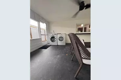 8130 NW 13th St, Pembroke Pines, FL 33024 - Photo 17