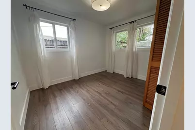 8130 NW 13th St, Pembroke Pines, FL 33024 - Photo 11