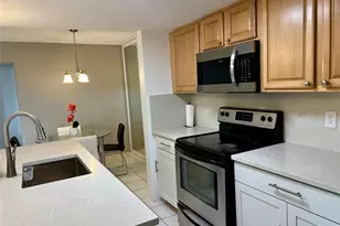 2840 NE 33rd Ct, Fort Lauderdale, FL 33306 - Photo 5