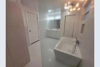 690 NW 68th Ave, Plantation, FL 33317 - Photo 11