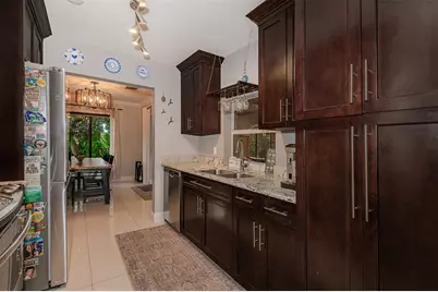 7509 NW 40th Pl, Coral Springs, FL 33065 - Photo 13