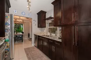 7509 NW 40th Pl, Coral Springs, FL 33065 - Photo 13