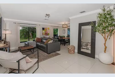 7509 NW 40th Pl, Coral Springs, FL 33065 - Photo 3