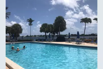 7030  Half Moon Cir, Unit #418, Hypoluxo, FL 33462 - Photo 11