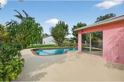 4460 NW 105th Ter, Coral Springs, FL 33065 - Photo 7