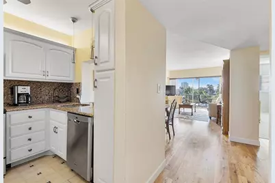 1481 S Ocean Boulevard, Unit #416A, Lauderdale by the Sea, FL 33062 - Photo 3