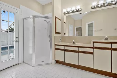 9401 NW 18th Dr, Plantation, FL 33322 - Photo 17