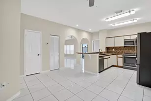 9401 NW 18th Dr, Plantation, FL 33322 - Photo 11