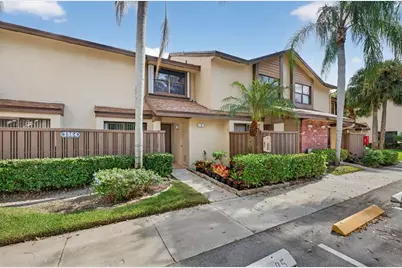 3964 E  Cocoplum Cir, Unit #E, Coconut Creek, FL 33063 - Photo 7