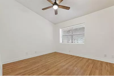 3964 E  Cocoplum Cir, Unit #E, Coconut Creek, FL 33063 - Photo 31