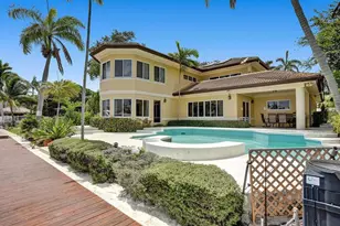 2484 SE 12th St, Pompano Beach, FL 33062 - Photo 13