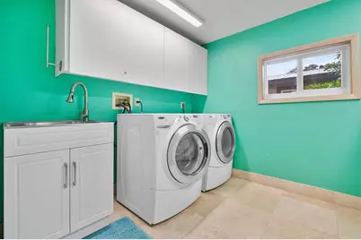 2484 SE 12th St, Pompano Beach, FL 33062 - Photo 29