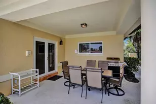 2484 SE 12th St, Pompano Beach, FL 33062 - Photo 11