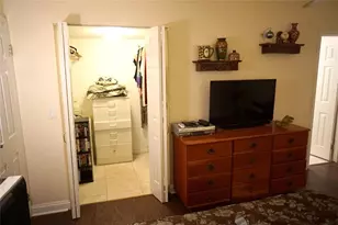 2851 Somerset Dr, Lauderdale Lakes, FL 33311 - Photo 31