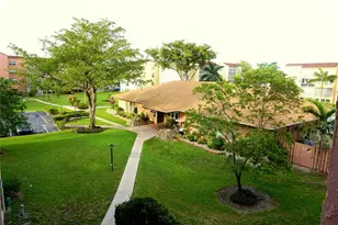 2851 Somerset Dr, Lauderdale Lakes, FL 33311 - Photo 47