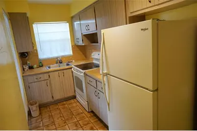 160 NE 8th Ave, Unit #25 B, Hallandale Beach, FL 33009 - Photo 21