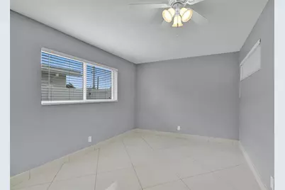704 NE 23rd Ave, Unit #2, Pompano Beach, FL 33062 - Photo 11