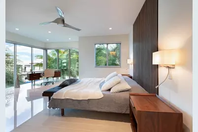 246  Shore Ct, Lauderdale by the Sea, FL 33308 - Photo 29