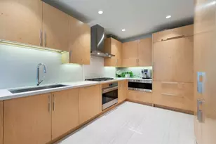 246 Shore Ct, Lauderdale by the Sea, FL 33308 - Photo 9