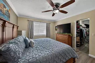 3077 N Evergreen Cir, Boynton Beach, FL 33426 - Photo 9