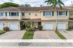 3077 N Evergreen Cir, Boynton Beach, FL 33426 - Photo 1
