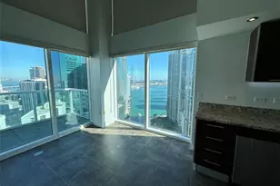 41 SE 5th St, Miami, FL 33131 - Photo 7