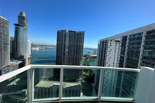 41 SE 5th St, Miami, FL 33131 - Photo 15