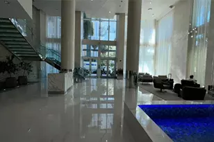 41 SE 5th St, Miami, FL 33131 - Photo 45