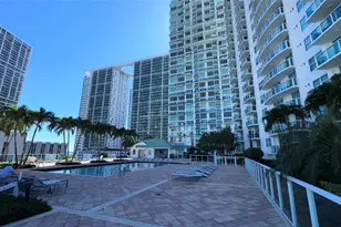 41 SE 5th St, Miami, FL 33131 - Photo 31