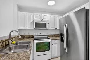 6103 NW 116 Pl, Doral, FL 33178 - Photo 19