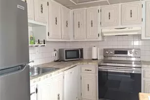 2821 Somerset Dr, Lauderdale Lakes, FL 33311 - Photo 7