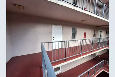 2821  Somerset Dr, Unit #316, Lauderdale Lakes, FL 33311 - Photo 5