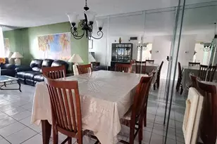 2821 Somerset Dr, Lauderdale Lakes, FL 33311 - Photo 9