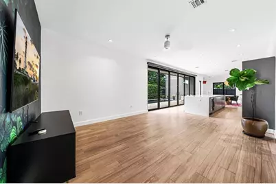 619 SW 10th St, Unit #N/A, Fort Lauderdale, FL 33315 - Photo 9