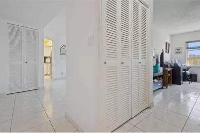 200  Diplomat Pkwy, Unit #520, Hallandale Beach, FL 33009 - Photo 9