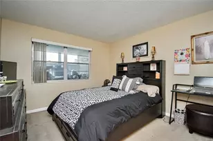 235 Kent N, West Palm Beach, FL 33417 - Photo 15